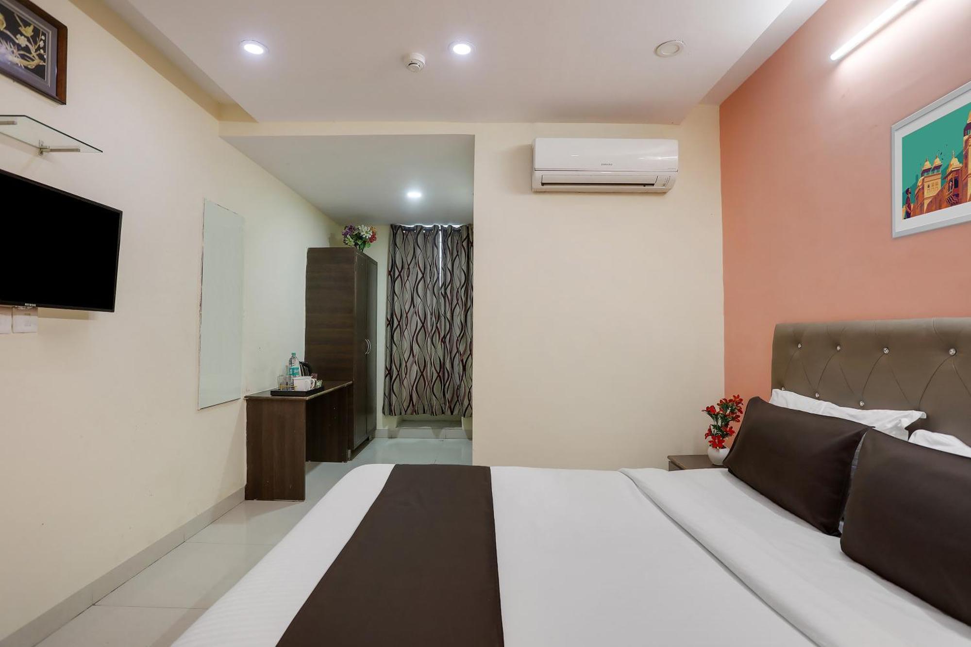 Super Collection O Lotus Grand Near Secunderabad Railway Station Hotel Exterior photo